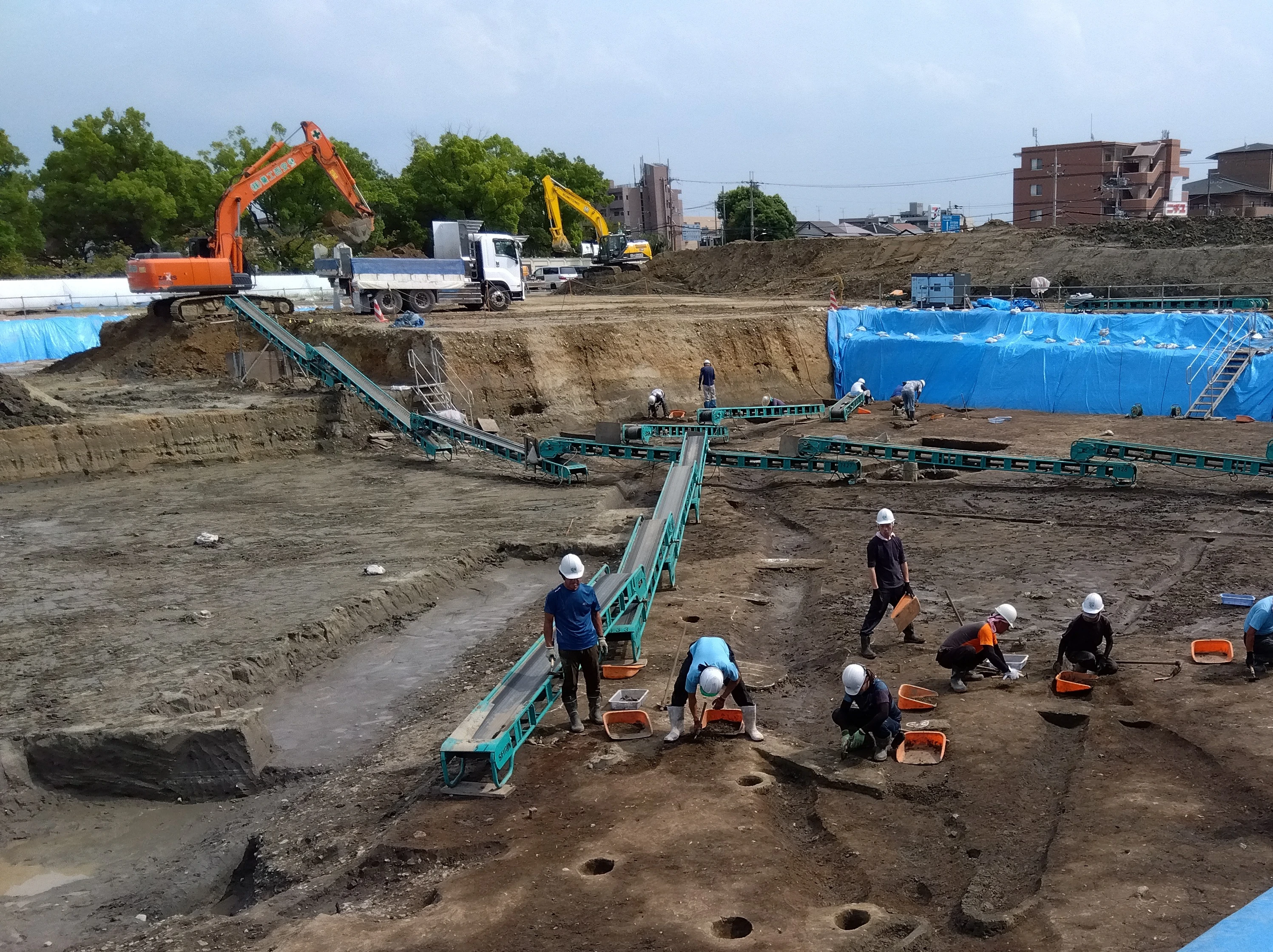 発掘現場